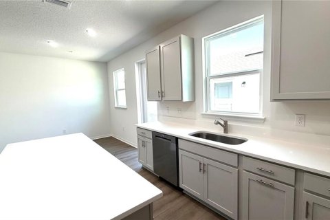 Adosado en alquiler en Apopka, Florida, 3 dormitorios, 164.07 m2 № 2095828 - foto 6