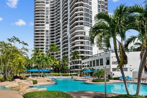Купить кондоминиум в Авентура, Флорида 1 спальня, 100.61м2, № 2048513 - фото 24