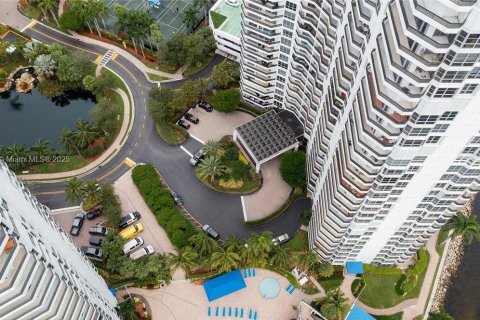Купить кондоминиум в Авентура, Флорида 1 спальня, 100.61м2, № 2048513 - фото 27