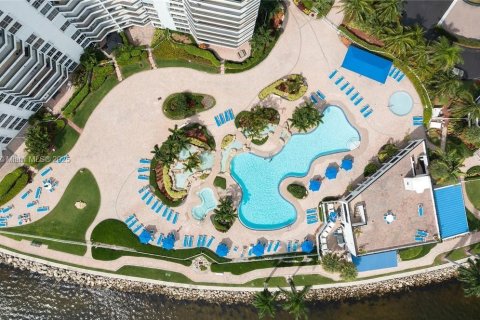 Купить кондоминиум в Авентура, Флорида 1 спальня, 100.61м2, № 2048513 - фото 6