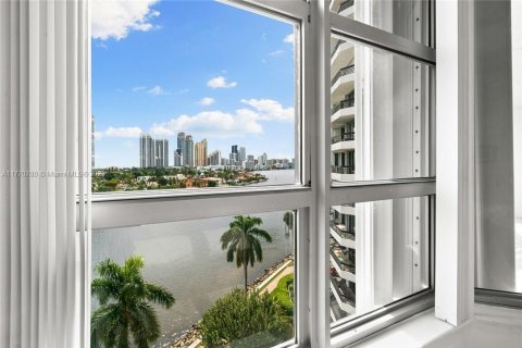 Купить кондоминиум в Авентура, Флорида 1 спальня, 100.61м2, № 2048513 - фото 12