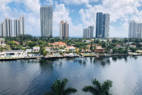 Купить кондоминиум в Авентура, Флорида 1 спальня, 100.61м2, № 2048513 - фото 14