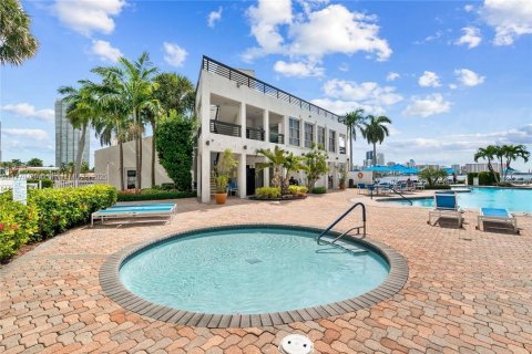 Купить кондоминиум в Авентура, Флорида 1 спальня, 100.61м2, № 2048513 - фото 21