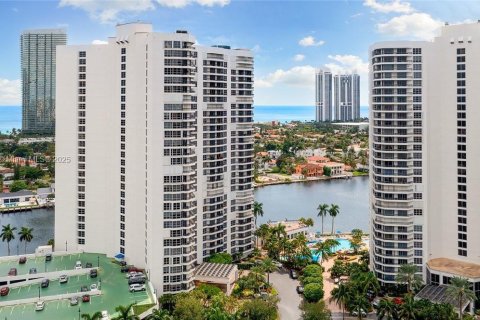 Купить кондоминиум в Авентура, Флорида 1 спальня, 100.61м2, № 2048513 - фото 28