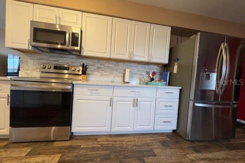 Casa en venta en Sun City Center, Florida, 3 dormitorios, 163.23 m2 № 2232455 - foto 18