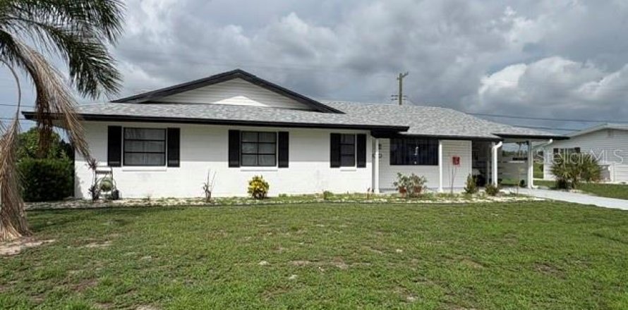 Casa en Sun City Center, Florida 3 dormitorios, 163.23 m2 № 2232455