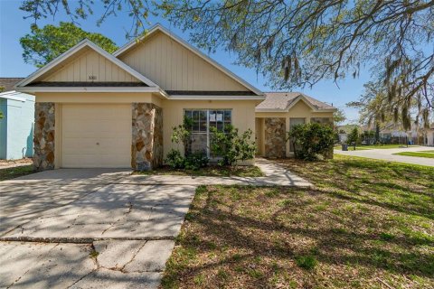 Villa ou maison à vendre à Tampa, Floride: 3 chambres, 115.57 m2 № 2290492 - photo 2