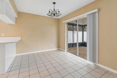 Villa ou maison à vendre à Tampa, Floride: 3 chambres, 115.57 m2 № 2290492 - photo 13