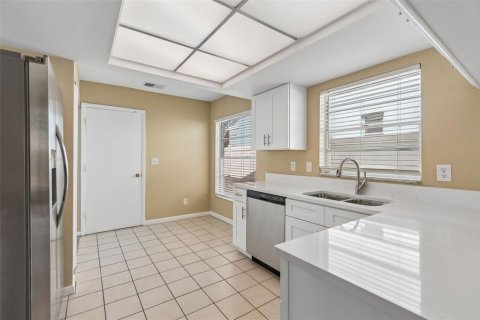 Villa ou maison à vendre à Tampa, Floride: 3 chambres, 115.57 m2 № 2290492 - photo 16