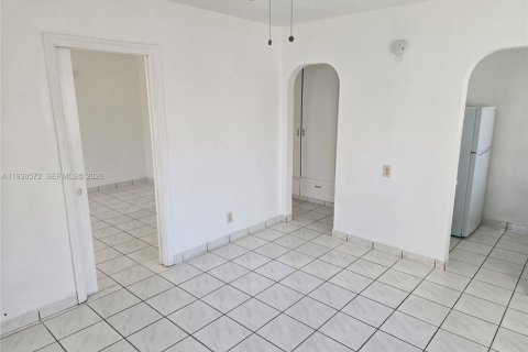 Apartment in Hollywood, Florida 1 bedroom, 98.57 sq.m. № 1996295 - photo 5