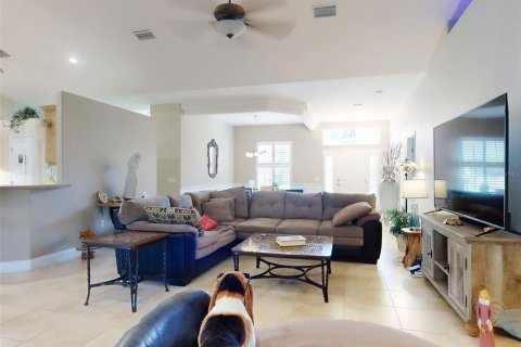 House in New Smyrna Beach, Florida 4 bedrooms, 215.72 sq.m. № 1613126 - photo 13