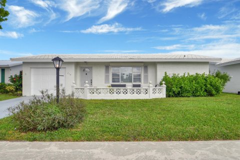 House in Boynton Beach, Florida 2 bedrooms, 122.82 sq.m. № 2173822 - photo 30