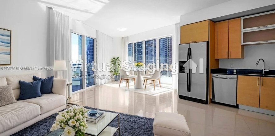 Condo in Miami, Florida, 2 bedrooms  № 1975503