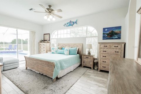 House in Brooksville, Florida 3 bedrooms, 218.69 sq.m. № 2094337 - photo 19