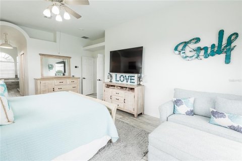 House in Brooksville, Florida 3 bedrooms, 218.69 sq.m. № 2094337 - photo 21