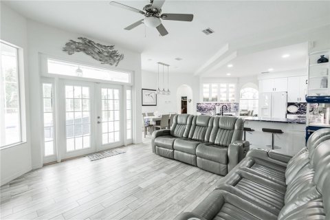 House in Brooksville, Florida 3 bedrooms, 218.69 sq.m. № 2094337 - photo 13