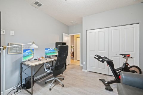 Townhouse in Cooper City, Florida 3 bedrooms, 164.44 sq.m. № 1770416 - photo 22