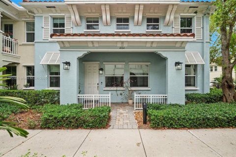 Townhouse in Cooper City, Florida 3 bedrooms, 164.44 sq.m. № 1770416 - photo 3