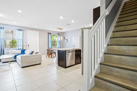 Townhouse in Cooper City, Florida 3 bedrooms, 164.44 sq.m. № 1770416 - photo 12