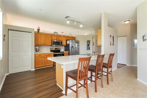 House in Palmetto, Florida 3 bedrooms, 167.97 sq.m. № 1816970 - photo 11