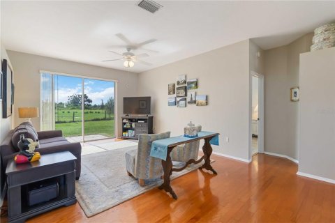 House in Palmetto, Florida 3 bedrooms, 167.97 sq.m. № 1816970 - photo 3