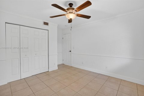 Condo in Plantation, Florida, 3 bedrooms  № 2069596 - photo 22