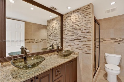 Condo in Plantation, Florida, 3 bedrooms  № 2069596 - photo 24