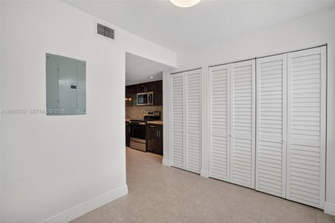 Condo in Plantation, Florida, 3 bedrooms  № 2069596 - photo 10