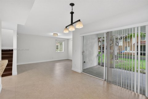 Condo in Plantation, Florida, 3 bedrooms  № 2069596 - photo 5