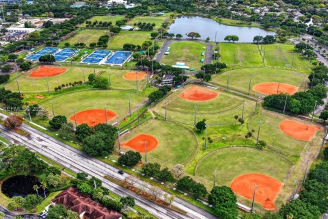 Condo in Plantation, Florida, 3 bedrooms  № 2069596 - photo 30