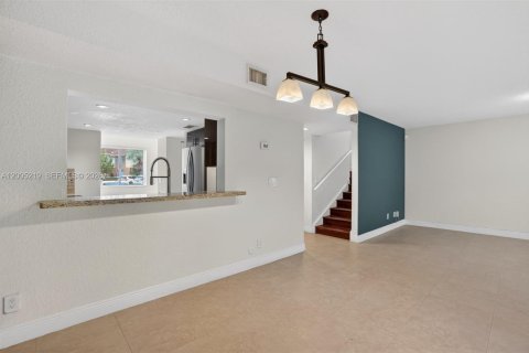 Condo in Plantation, Florida, 3 bedrooms  № 2069596 - photo 4