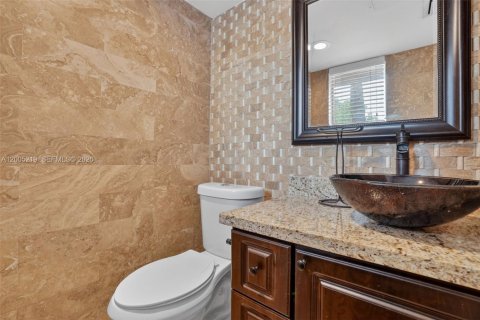 Condo in Plantation, Florida, 3 bedrooms  № 2069596 - photo 14