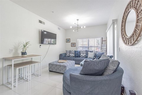 Купить таунхаус в Киссимми, Флорида 3 комнаты, 136.57м2, № 2386638 - фото 3