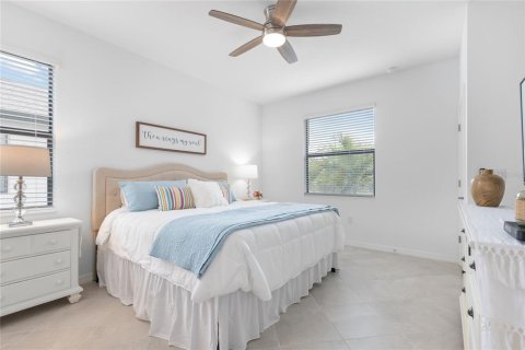 House in Port Charlotte, Florida 3 bedrooms, 155.15 sq.m. № 1757270 - photo 18