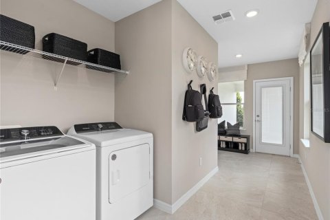 Villa ou maison à vendre à Orlando, Floride: 4 chambres, 159.33 m2 № 2156930 - photo 25