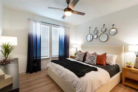 House in Wildwood, Florida 2 bedrooms, 101.73 sq.m. № 2230040 - photo 18