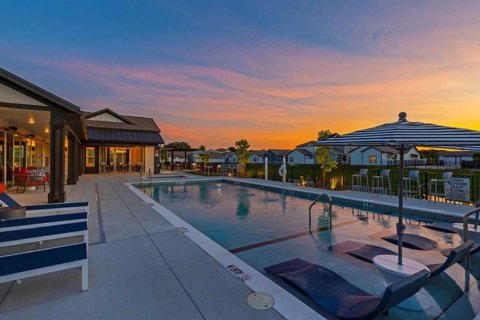 House in Wildwood, Florida 2 bedrooms, 101.73 sq.m. № 2230040 - photo 2