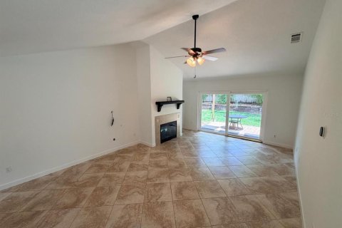 Villa ou maison à vendre à Oviedo, Floride: 3 chambres, 152.92 m2 № 2203399 - photo 2