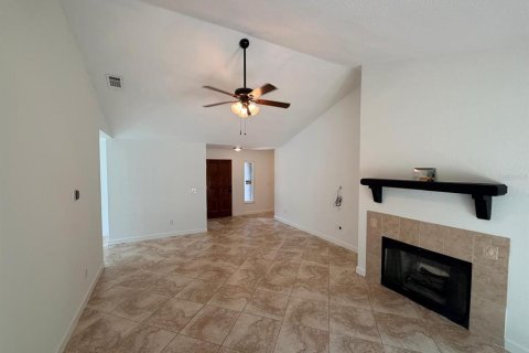 Villa ou maison à vendre à Oviedo, Floride: 3 chambres, 152.92 m2 № 2203399 - photo 4