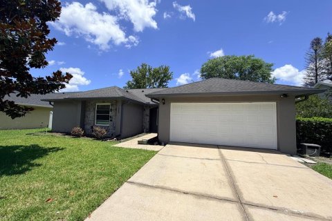 Villa ou maison à Oviedo, Floride 3 chambres, 152.92 m2 № 2203399