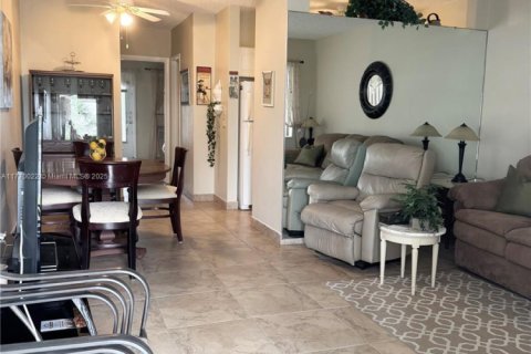 Купить кондоминиум в Халландейл-Бич, Флорида 1 спальня, 72.93м2, № 1983350 - фото 27