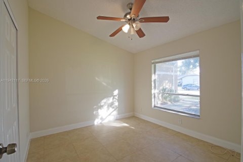 Villa ou maison à vendre à North Lauderdale, Floride: 3 chambres, 123.93 m2 № 1999072 - photo 14