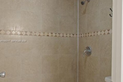 Villa ou maison à vendre à North Lauderdale, Floride: 3 chambres, 123.93 m2 № 1999072 - photo 5