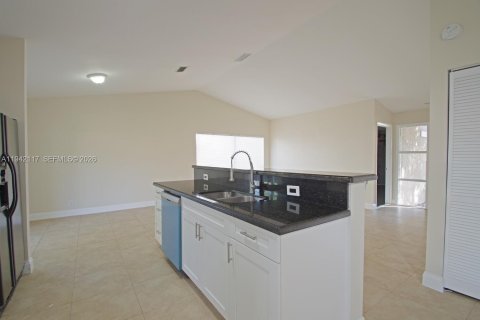 Villa ou maison à vendre à North Lauderdale, Floride: 3 chambres, 123.93 m2 № 1999072 - photo 10