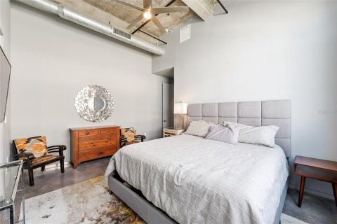 Condominio en venta en Ocala, Florida, 1 dormitorio, 110.18 m2 № 1630642 - foto 19