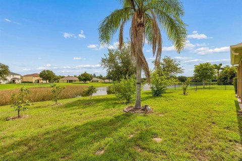 Villa ou maison à vendre à Apollo Beach, Floride: 3 chambres, 223.15 m2 № 2345133 - photo 4