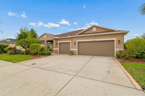 Villa ou maison à vendre à Apollo Beach, Floride: 3 chambres, 223.15 m2 № 2345133 - photo 2