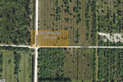 Land in Punta Gorda, Florida № 1835401 - photo 1