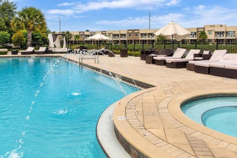 Touwnhouse à vendre à Kissimmee, Floride: 3 chambres, 202.62 m2 № 2413618 - photo 15