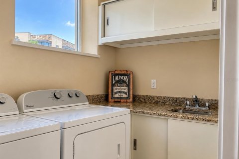 Touwnhouse à vendre à Kissimmee, Floride: 3 chambres, 202.62 m2 № 2413618 - photo 6